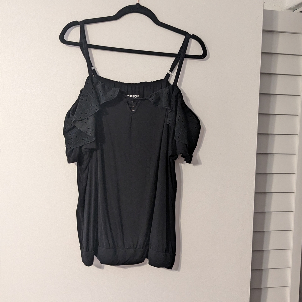 Torrid Black Super Soft Cold-Shoulder Ruffle Top Size 2 (18/20) - Picture 2 of 9